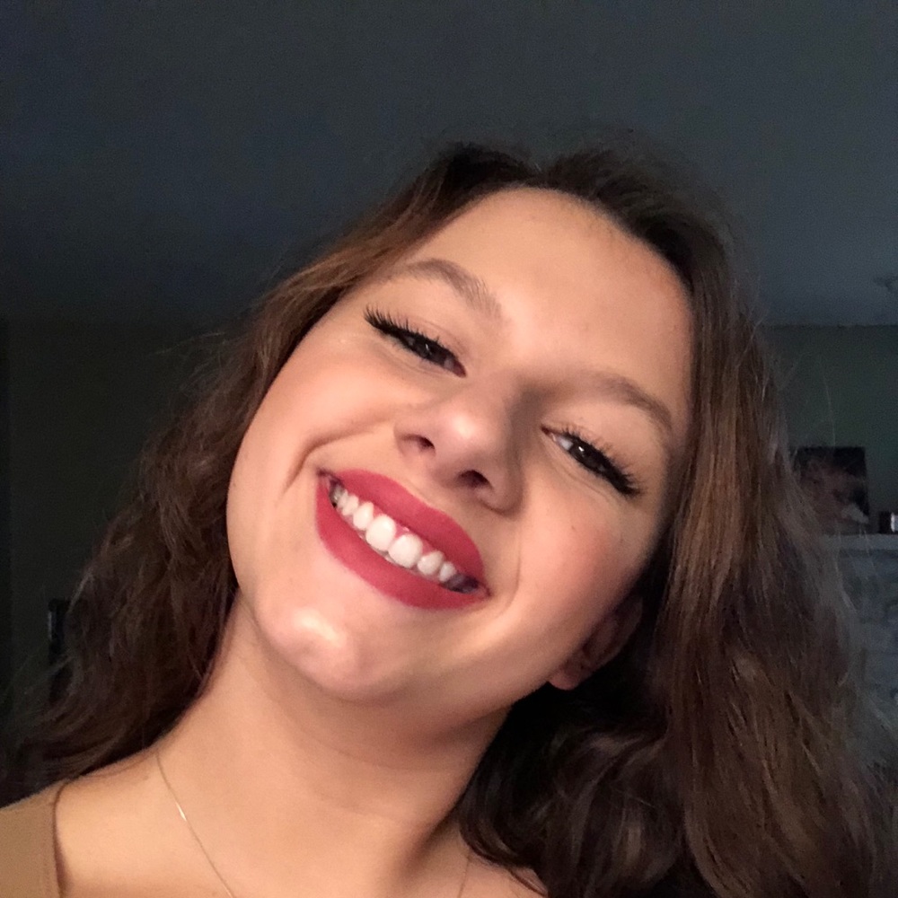 Meet your Posher, Becky
